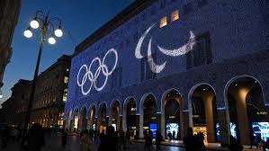 2021 历史首位：萨尔瓦多·佩雷斯以 48 轰打破美联捕手单季本垒打历史纪录